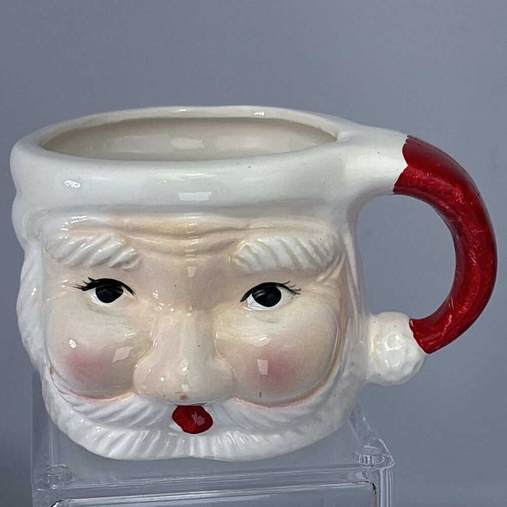 Vintage 8 oz Santa Claus Mugs Made in Taiwan Set of 4 Hand Painted - Picture 13 of 16
